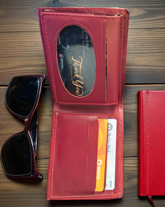 Red Crocodile-Texture Leather Wallet – 2 Cash Pockets & 10 Card Slots (Latest Collection)