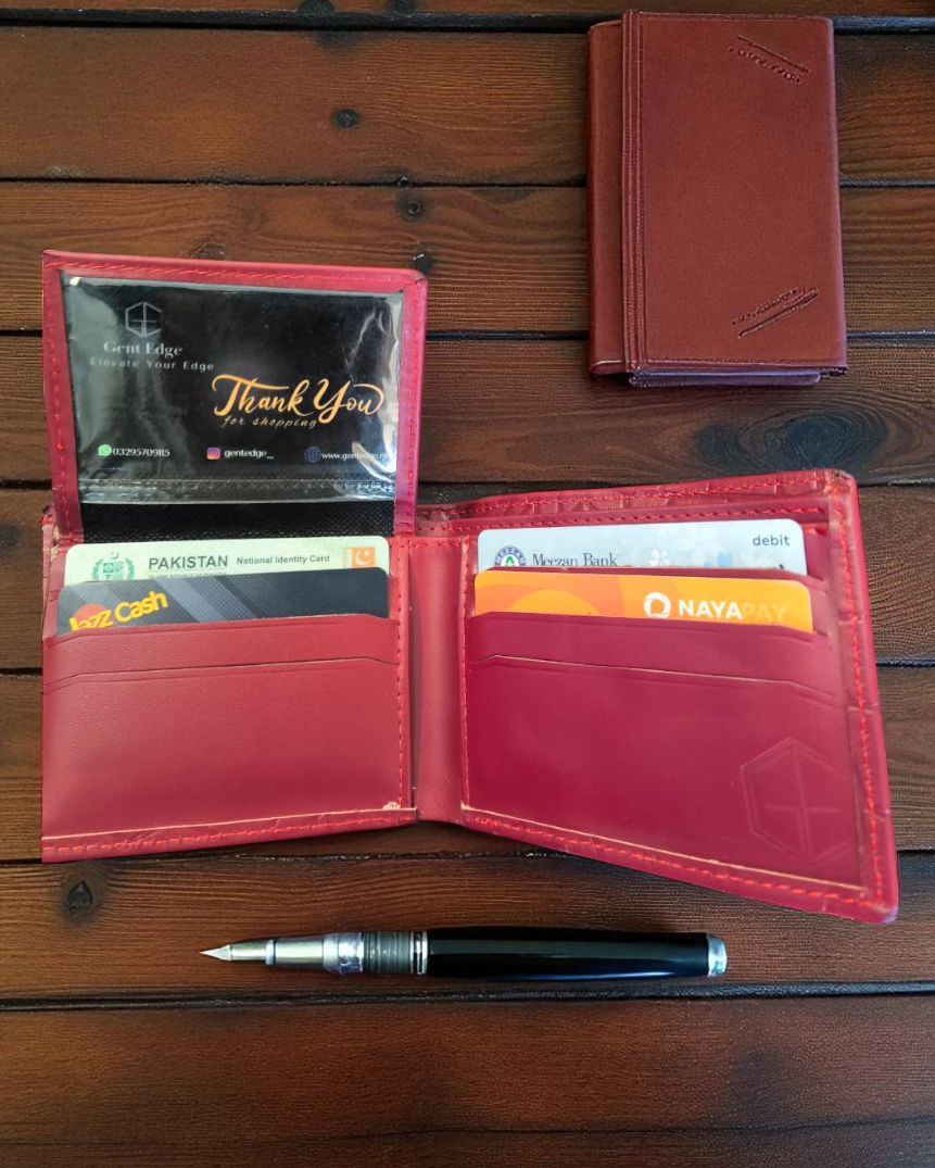 Red Crocodile-Texture Leather Wallet – 2 Cash Pockets & 10 Card Slots (Latest Collection)