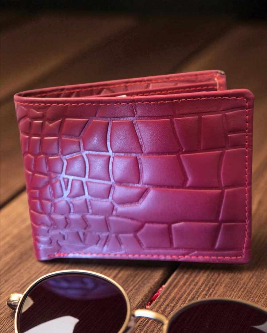 Red Crocodile-Texture Leather Wallet – 2 Cash Pockets & 10 Card Slots (Latest Collection)