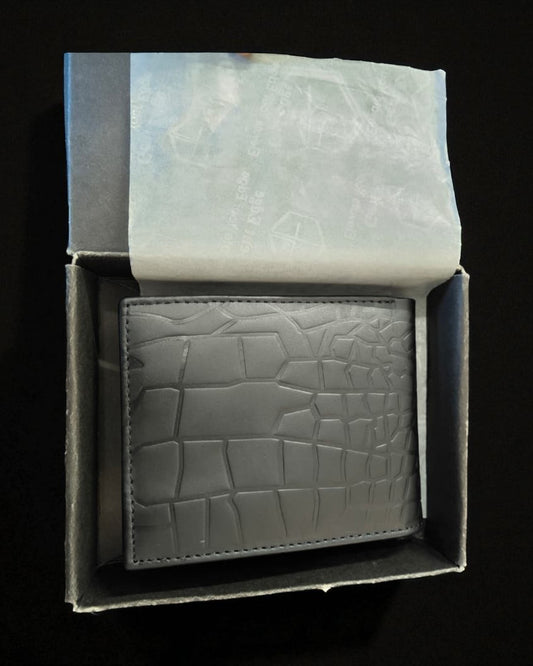 Black Crocodile-Texture Leather Wallet – 2 Cash Pockets & 10 Card Slots (Latest Collection)